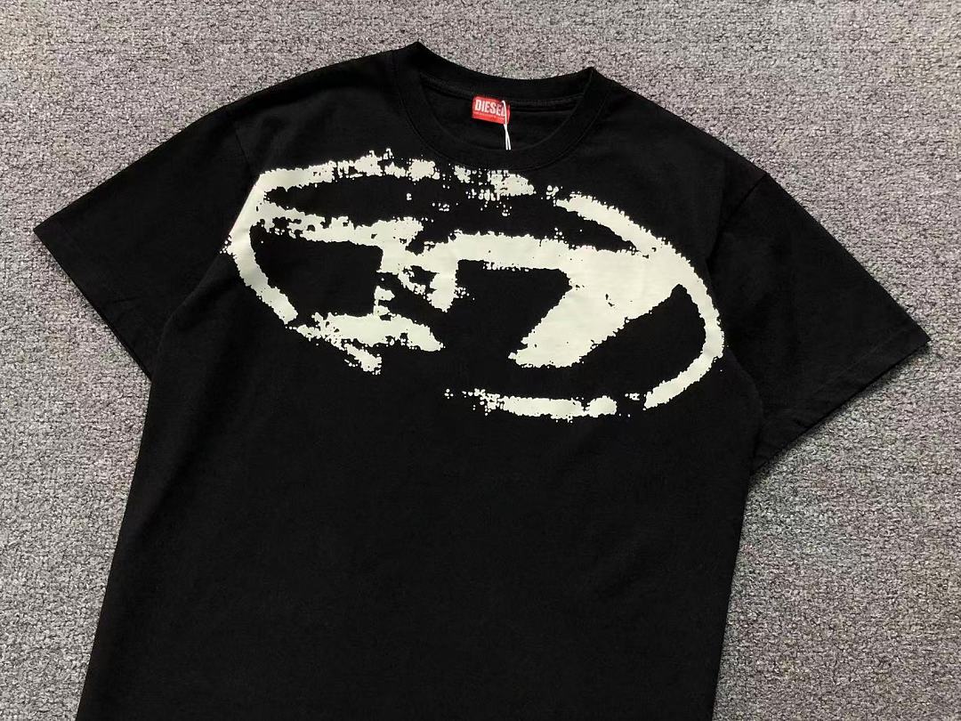 DIESEL T-SHIRT 3205184517