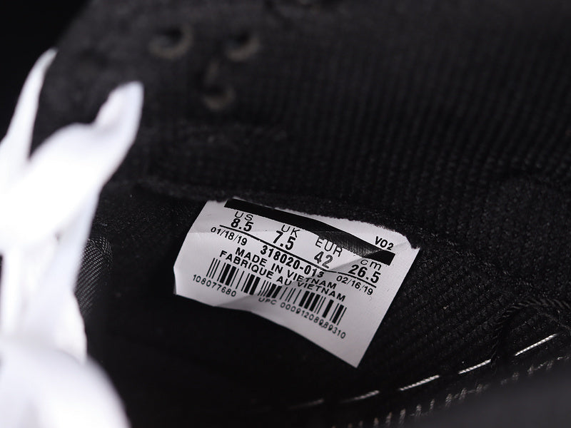 【340】[318020-013]-[SB DUNK LOW BLACK/SAIL]-[MAN:39-45]