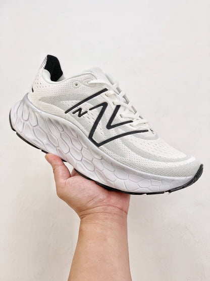 New Balance NB Fresh Foam X More v4 White Black