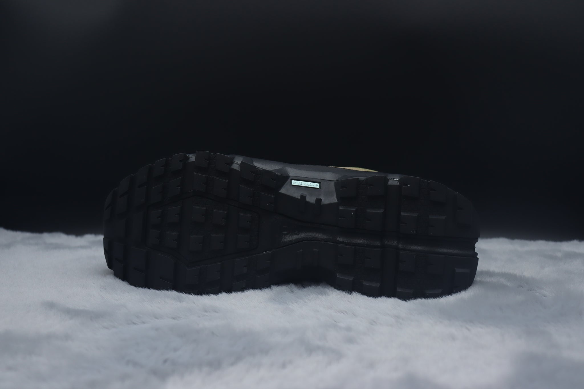 ONCLOUD ROCK LOW WATER PROOF