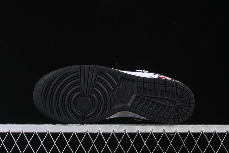 【300】[DD1391-100]-[SB DUNK LOW WHITE/BLACK]-[WOMAN:39]-[MAN:40-46]