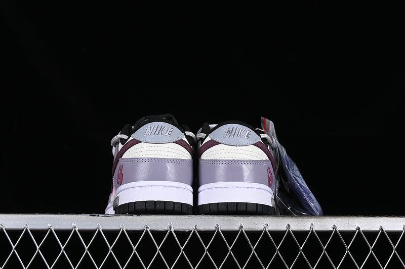 【330】[DH9765-002]-[SB DUNK LOW WHITE/PURPLE]-[WOMAN:35.5-40]