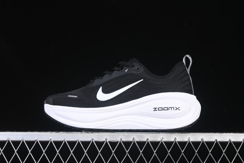 NIKE VOMERO PLUS ZOOM X BLACK/WHITE