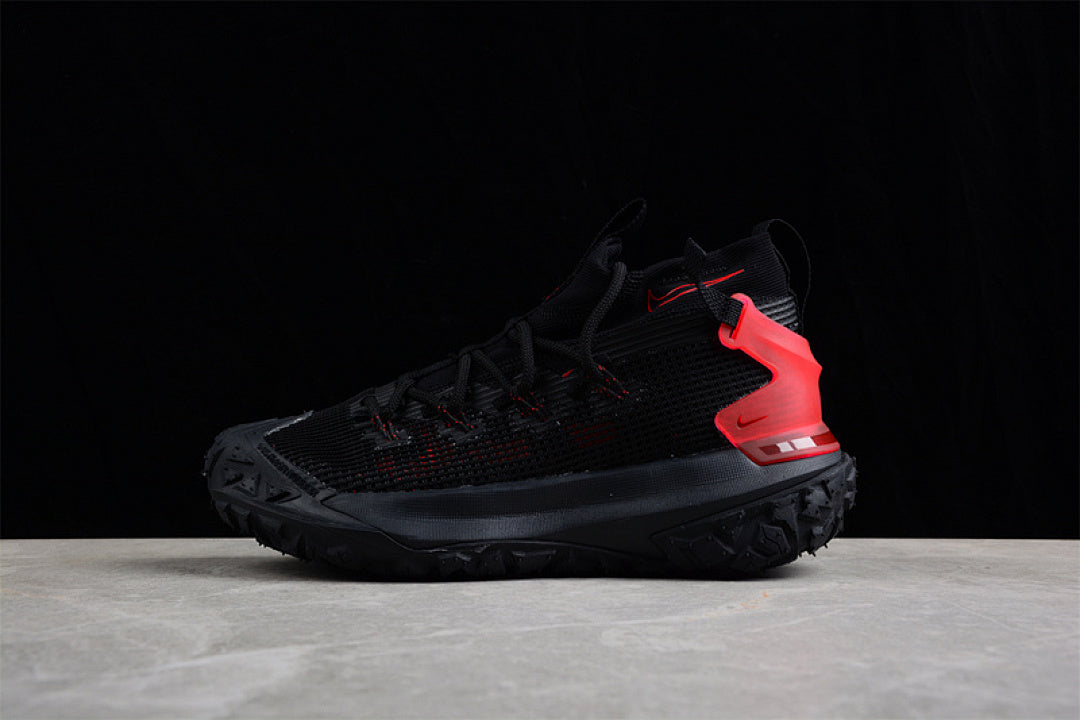 ACG MOUNTALN FLY LOW GTX SE BLACK/BLACK/RED