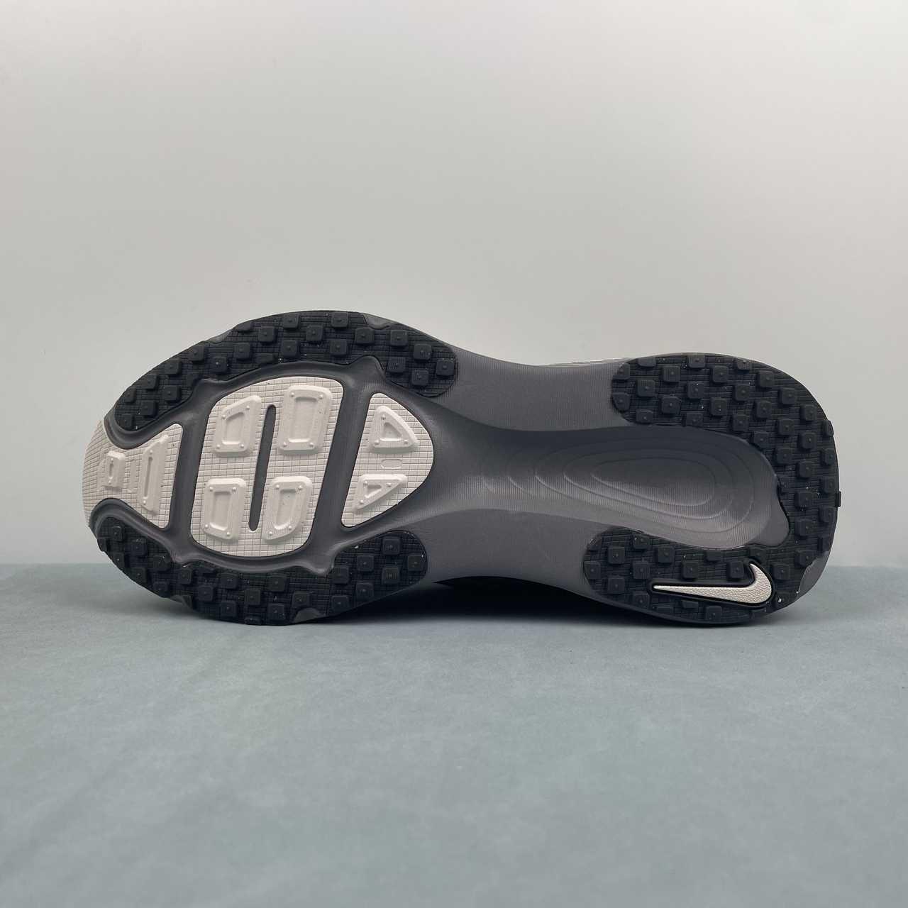 Nike Zoom Vomero 18 35-46