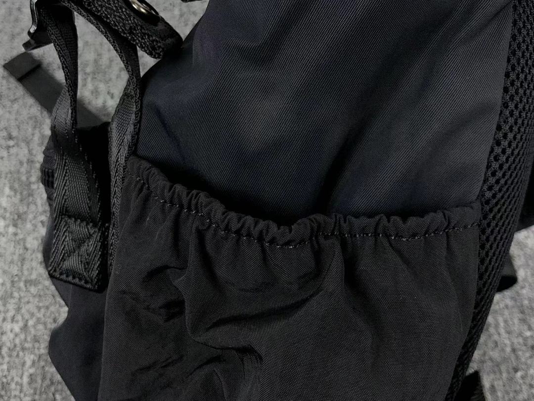 DIESEL BAG 111261475 (长19CM*宽9CM*高27CM)