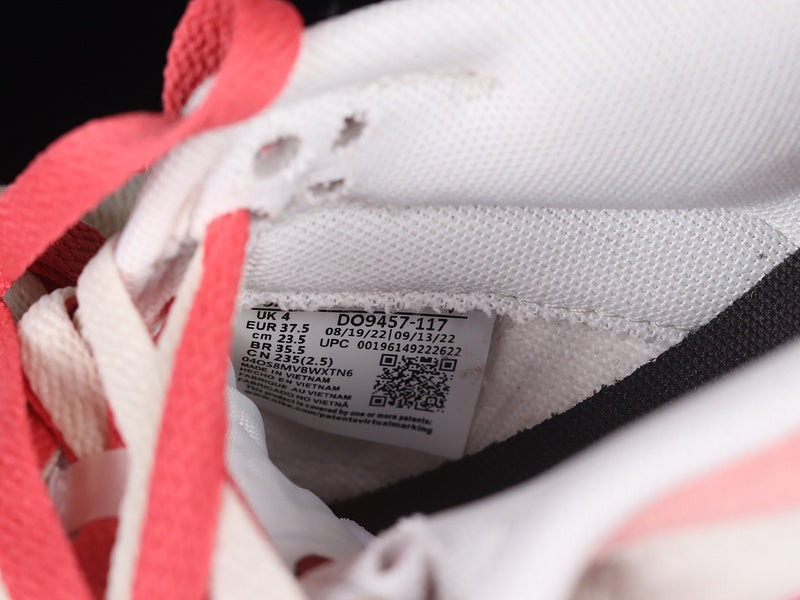 【300】[DO9457-117]-[DUNK LOW SE 2023 PINK/GREY/WHITE]-[WOMAN:36-40]