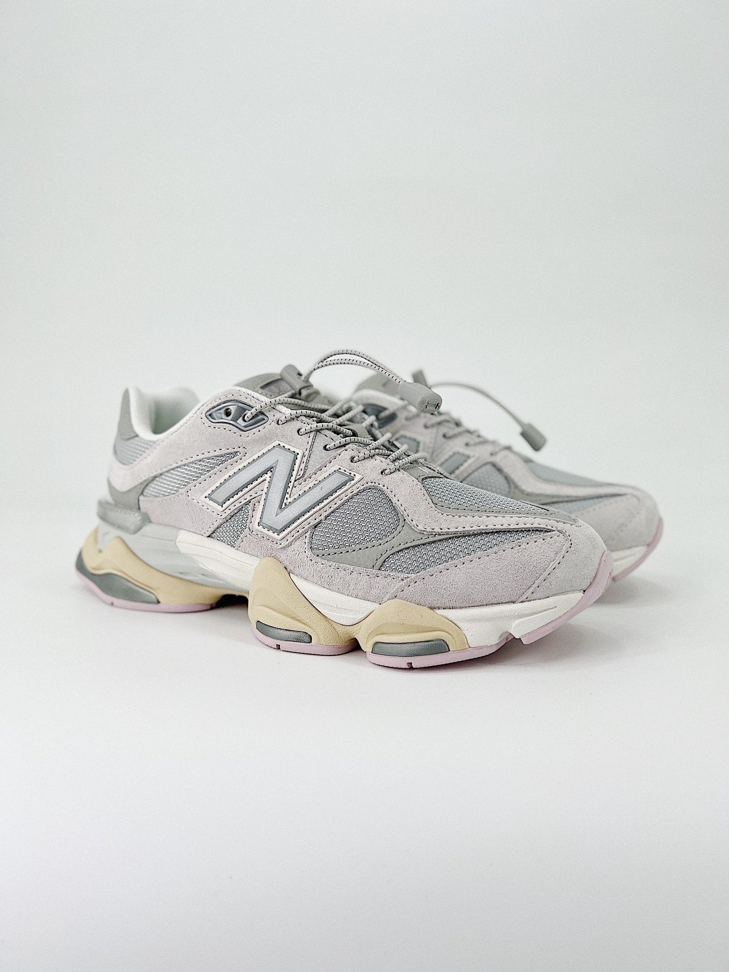 New Balance NB 9060 White/Pink