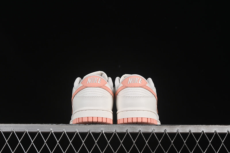 SB DUNK LOW WHITE/PINK