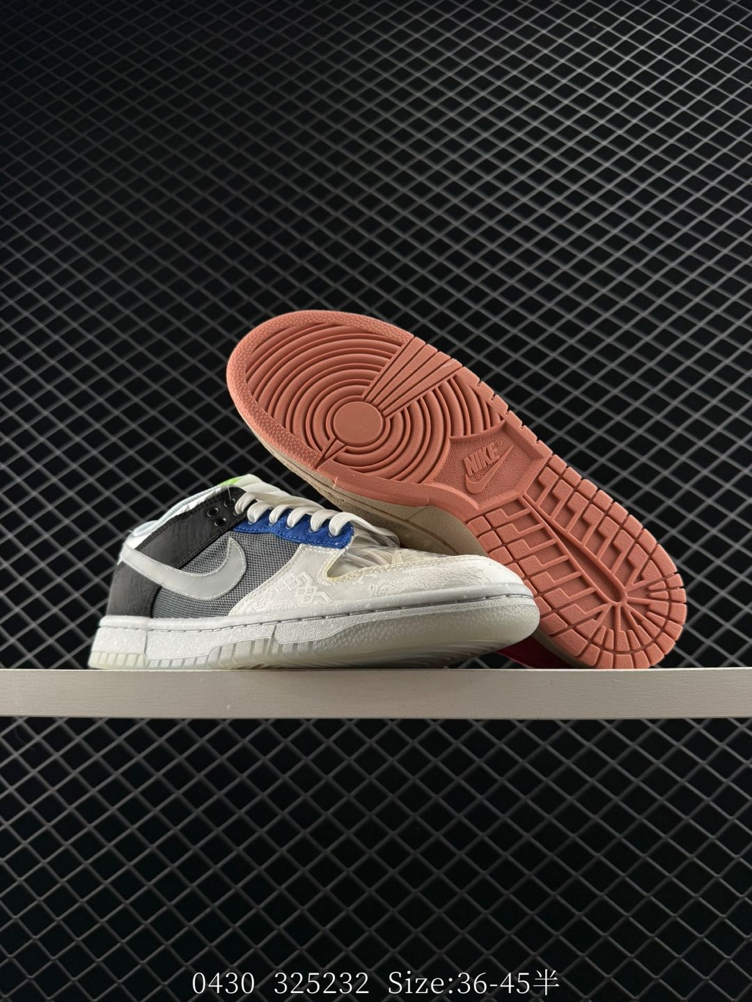 CLOT x NK Dunk Low " What The" The co branded mandarin duck brown, blue, and gray shoe body incorporates all the classic elements that CLOT and Nike have collaborated on in recent years. This operation is not only a review of all the cooperation between the two sides over the past 20 years for shoe enthusiasts, but also a period of