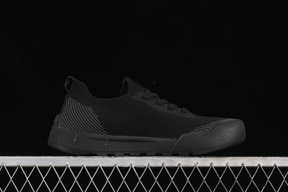 [THE NORTH FACE BLACK/BLACK/BLACK]-[WOMAN:39]-[MAN:40-45]