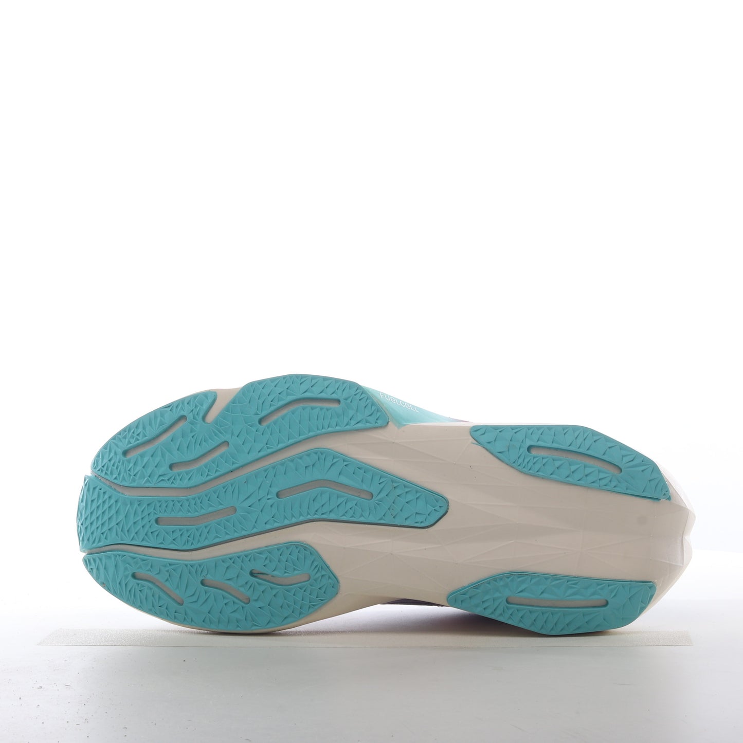 New Balance FuelCell Rebel V4