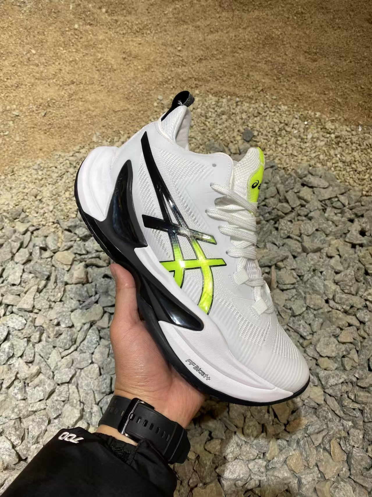 ASICS Men's Metarise 2 Volleyball Shoes