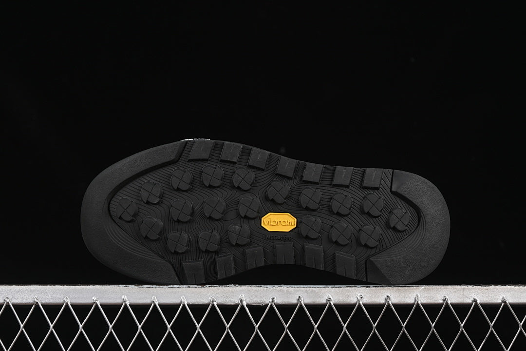 [THE NORTH FACE BLACK/BLACK/BLACK]-[WOMAN:39]-[MAN:40-45]