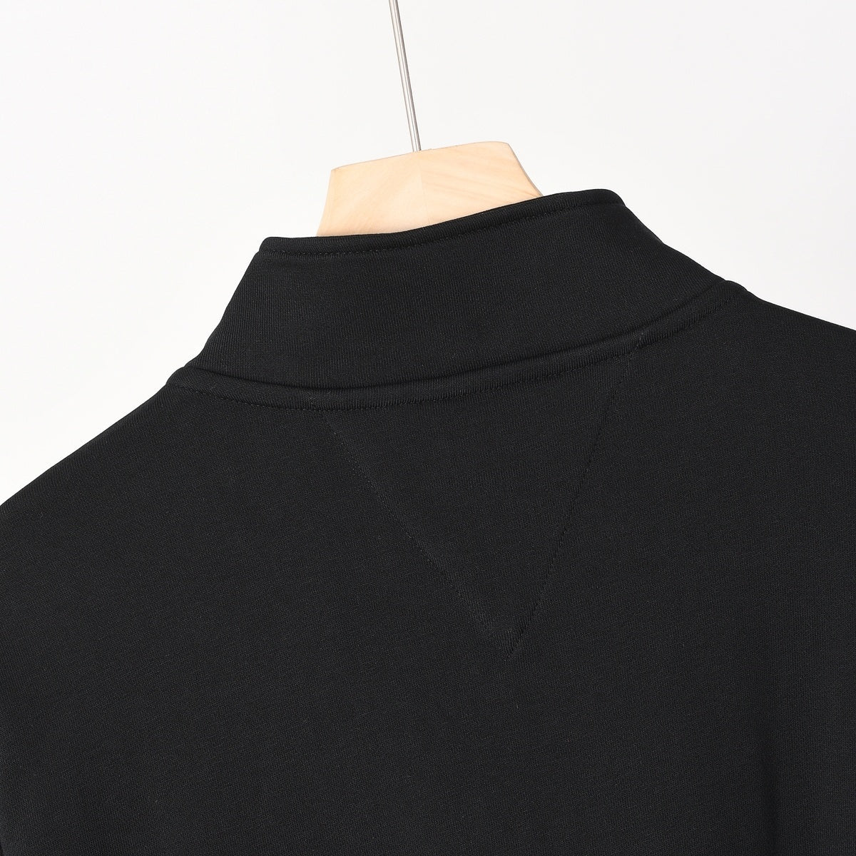 605Half ZipStand Collar Sweatshirt