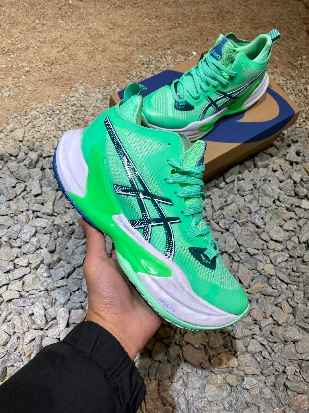 ASICS Men's Metarise 2 Volleyball Shoes