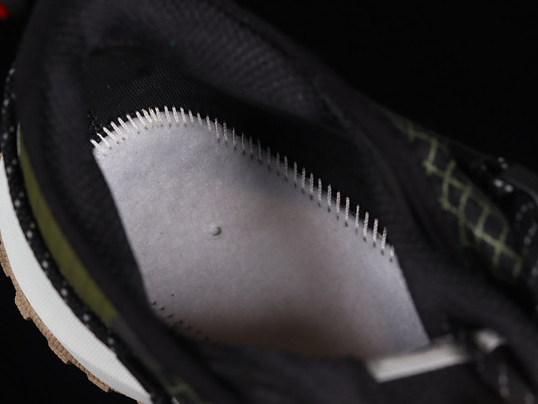 ACG MOUNTAIN FLY LOW SE PILGRIM/BLACK