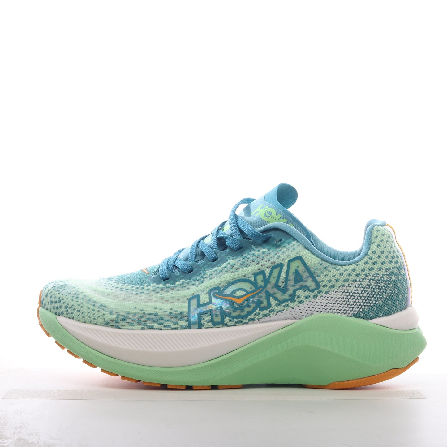 2M HOKA M MACH X