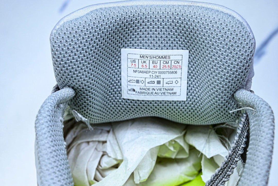 【270】NFOA8AEP-CIY THENORTHFACE ENDURIS 4 GREY/GREEN/WHITE