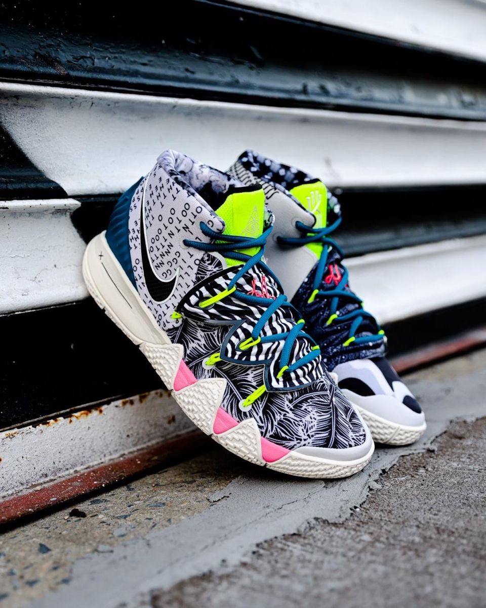 Nike Kyrie s2 ‘what the neon’
