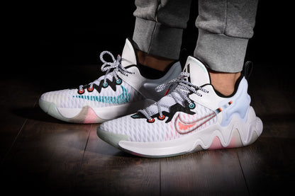 Nike Giannis immortality 2 white