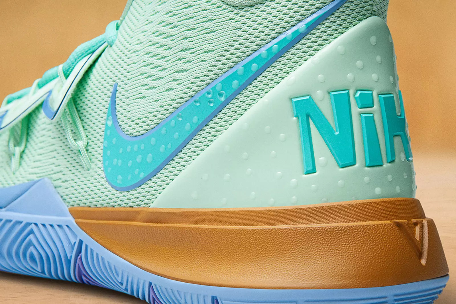 Nike Kyrie 5 squidward