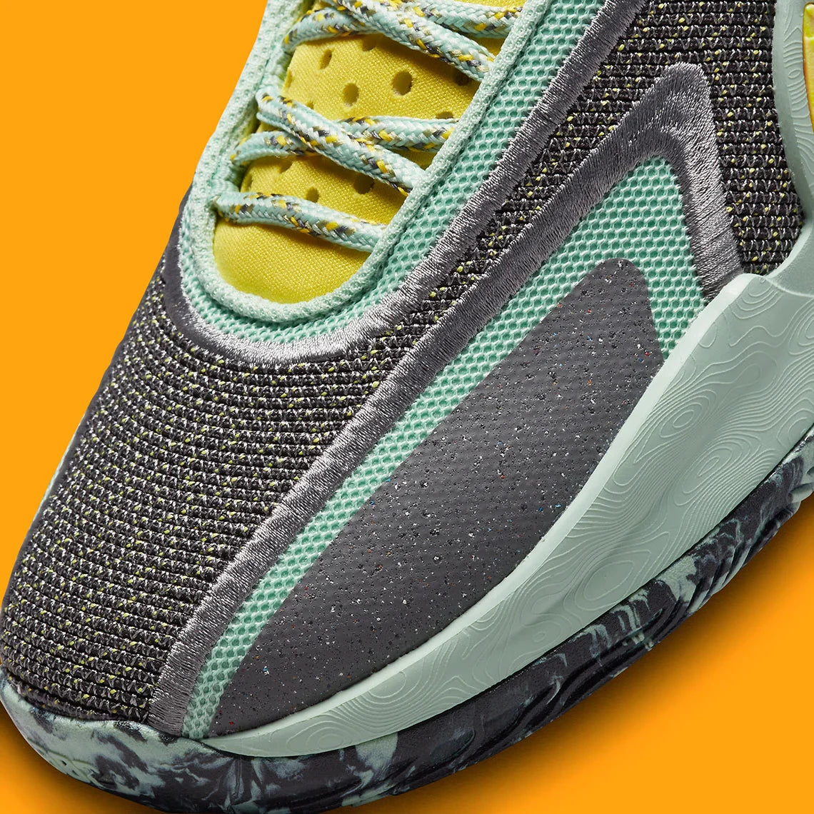 Nike Cosmic Unity 2 ‘enamel green’