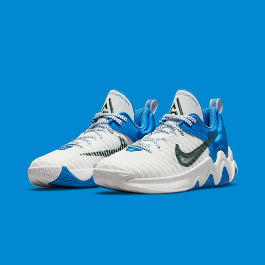 Nike Giannis immortality 2 white/blue