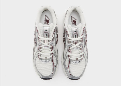 New Balance 740 Women's