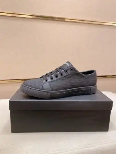 Armani* Men's Code: 0824B30 Size: 38-44 (45 customized)