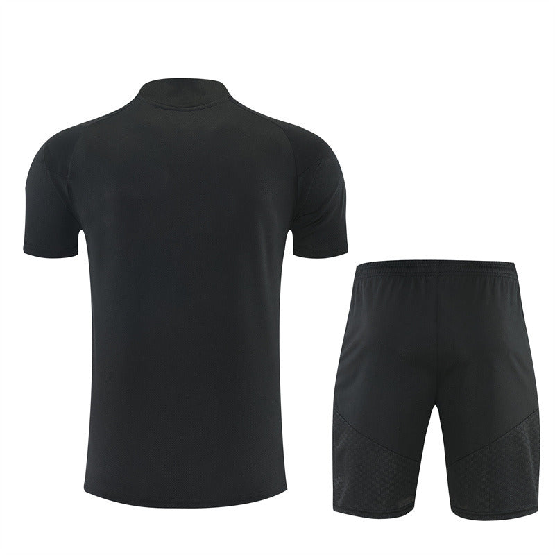 Liverpool 26/27 Training Set - Black (All Black)