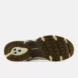NEW BALANCE 530 TURTLEDOVE with ANGORA and MUSHROOM