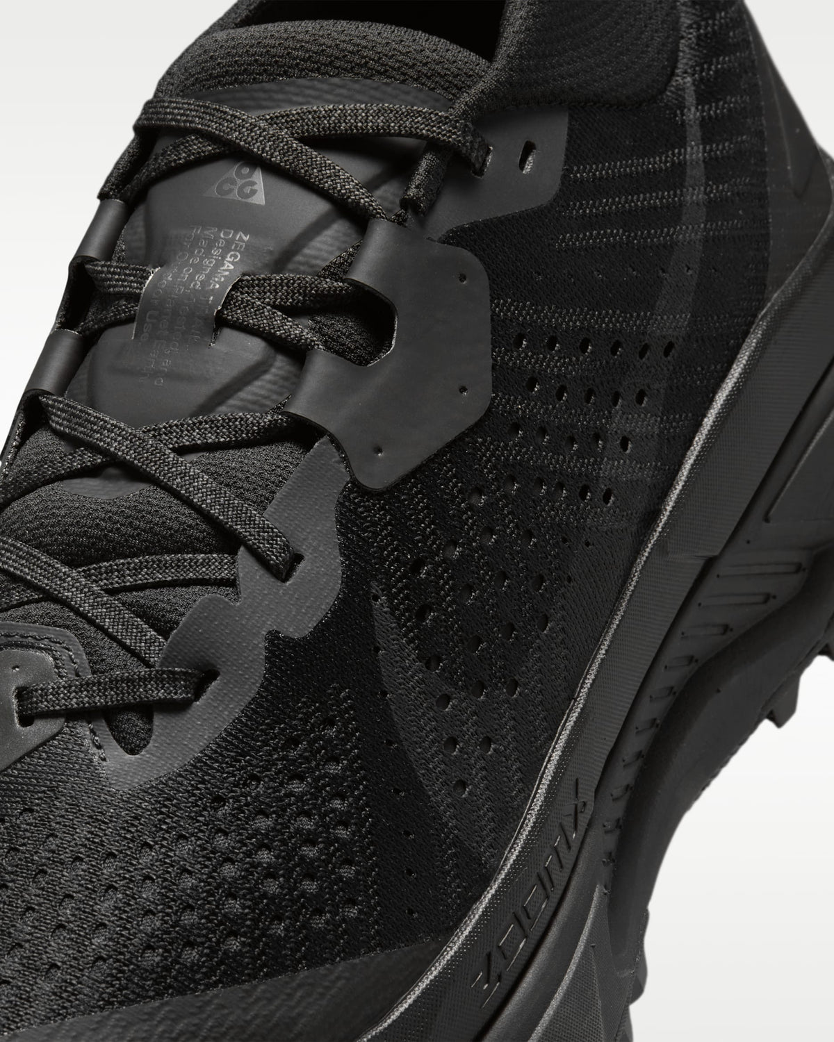 Nike ACG Zegama Trail
