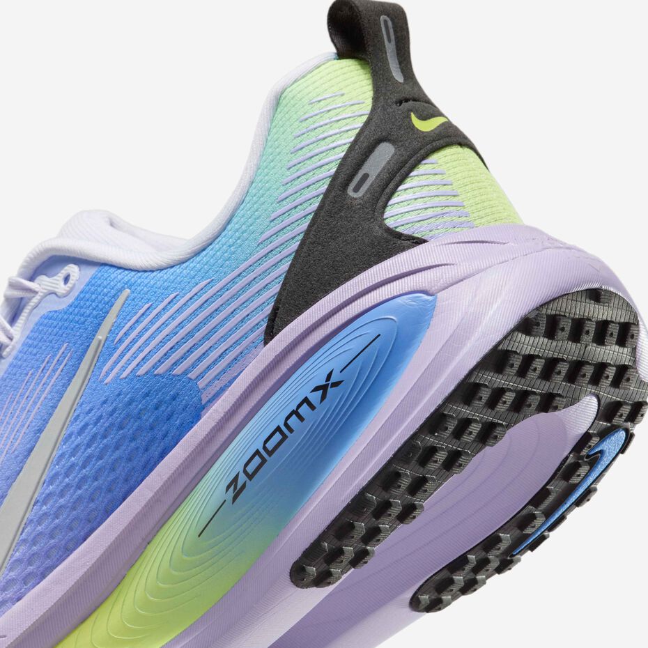 Nike Vomero 18 SE