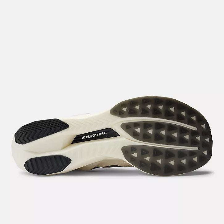 New Balance FuelCell SuperComp Elite v5