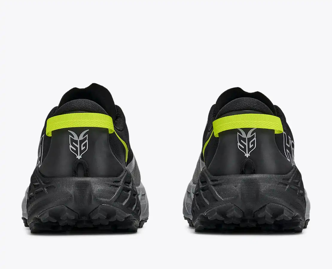 Hoka Speedgoat 7
