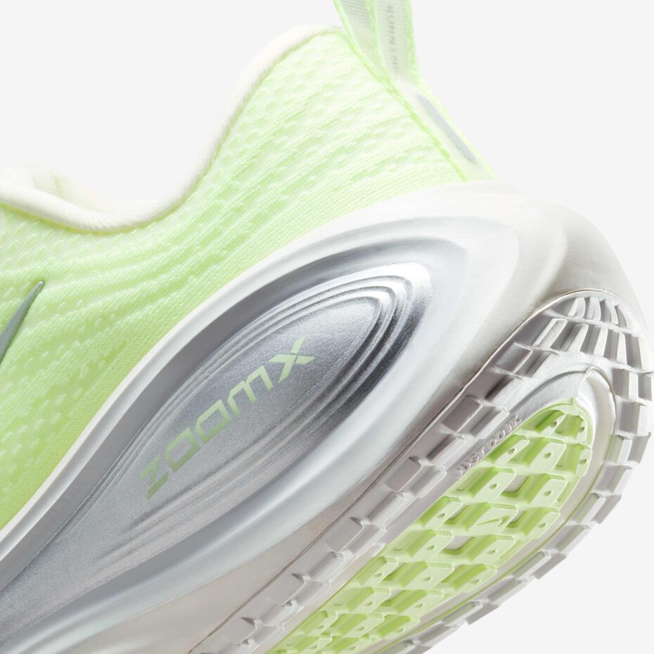 Nike Vomero Plus