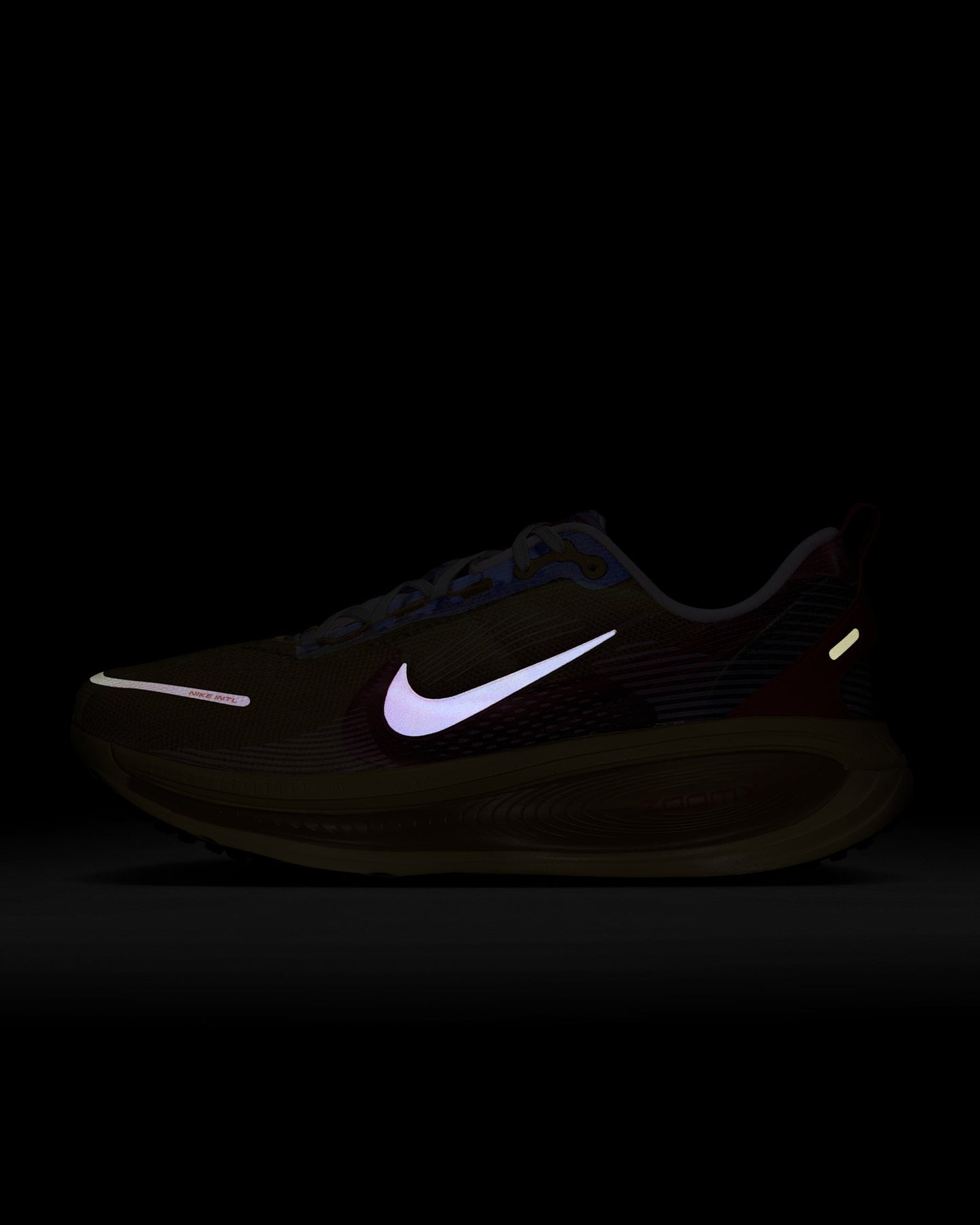 Nike Vomero 18 SE