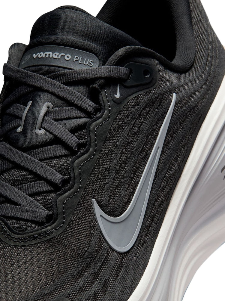 Nike Vomero Plus