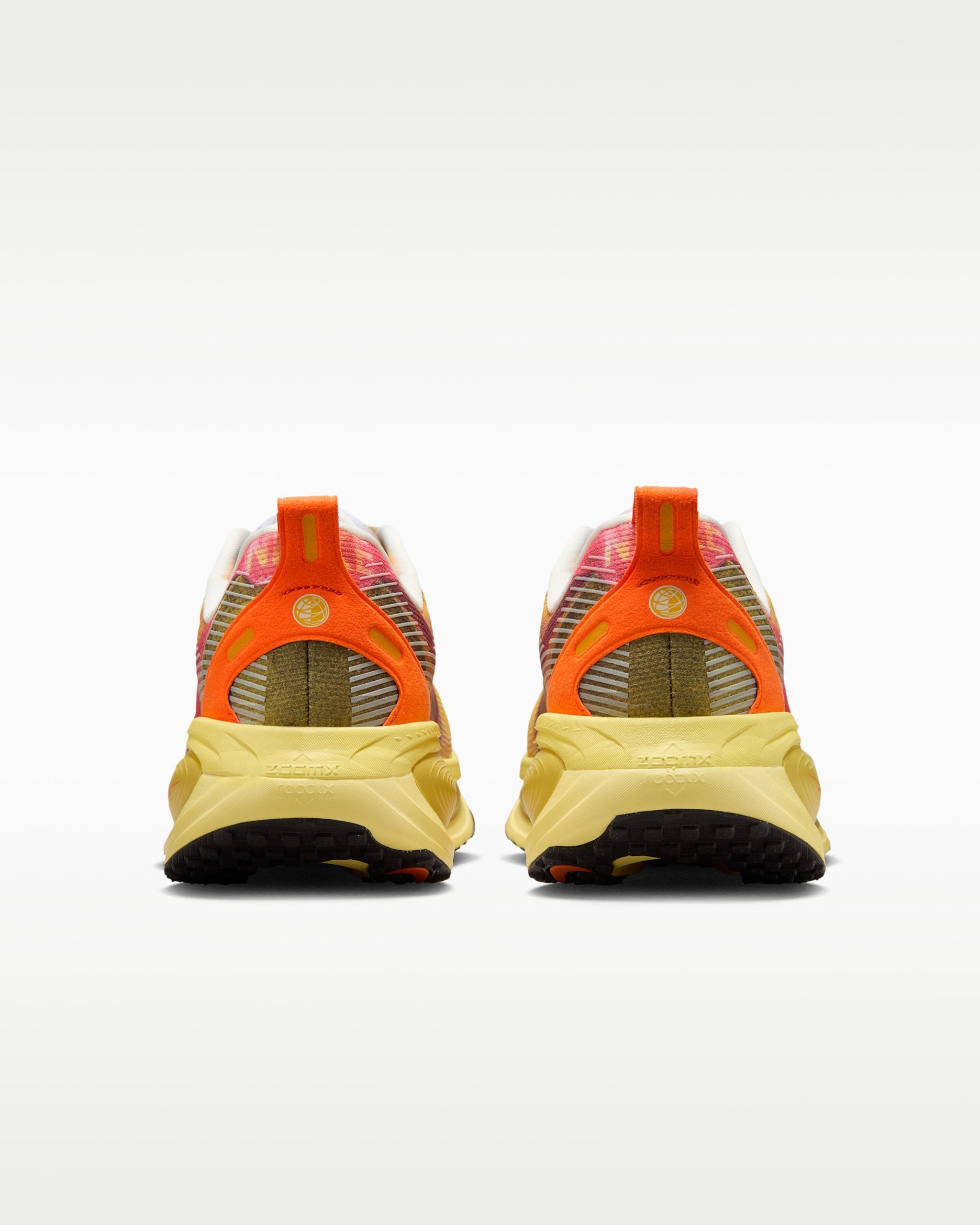 Nike Vomero 18 SE