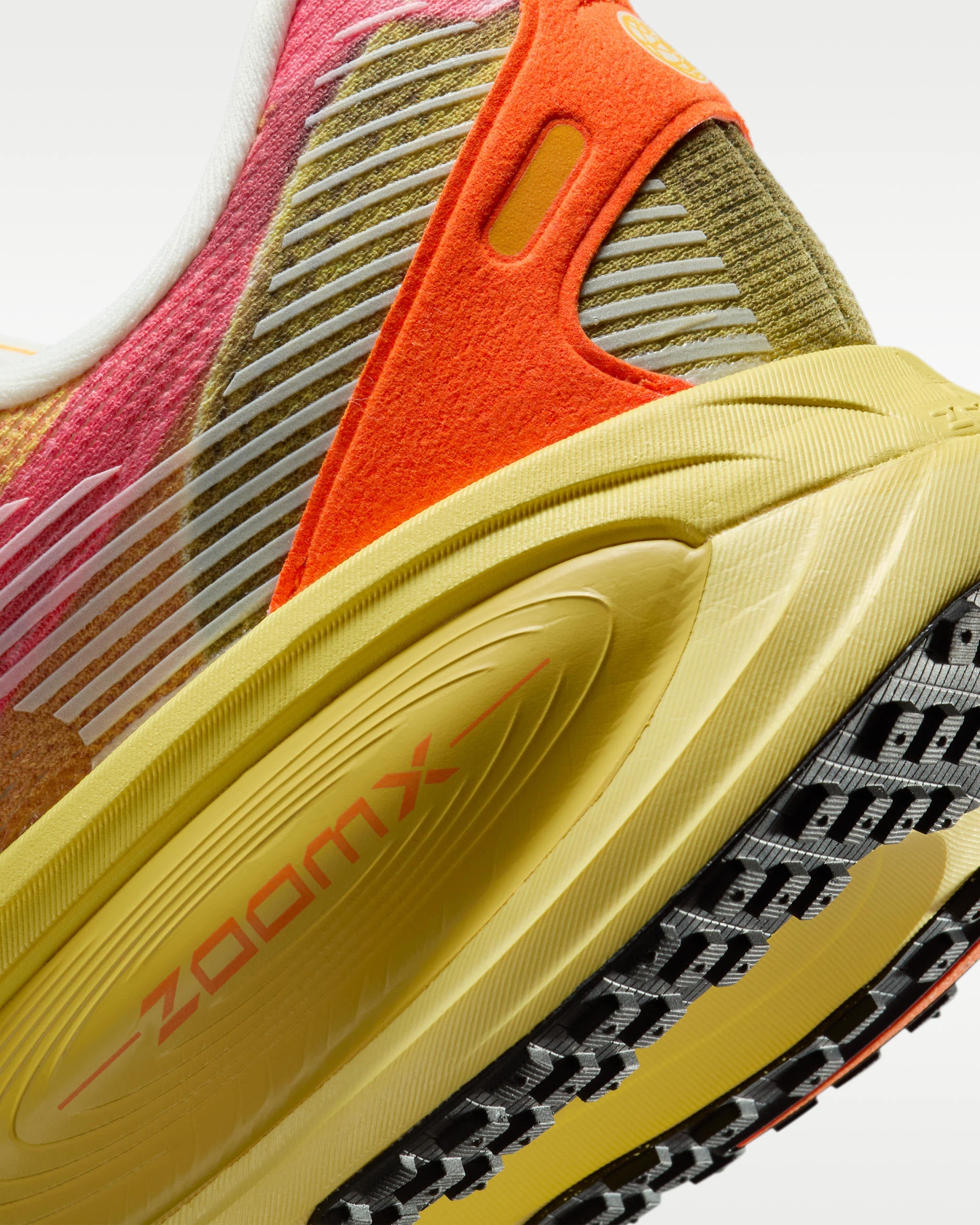 Nike Vomero 18 SE