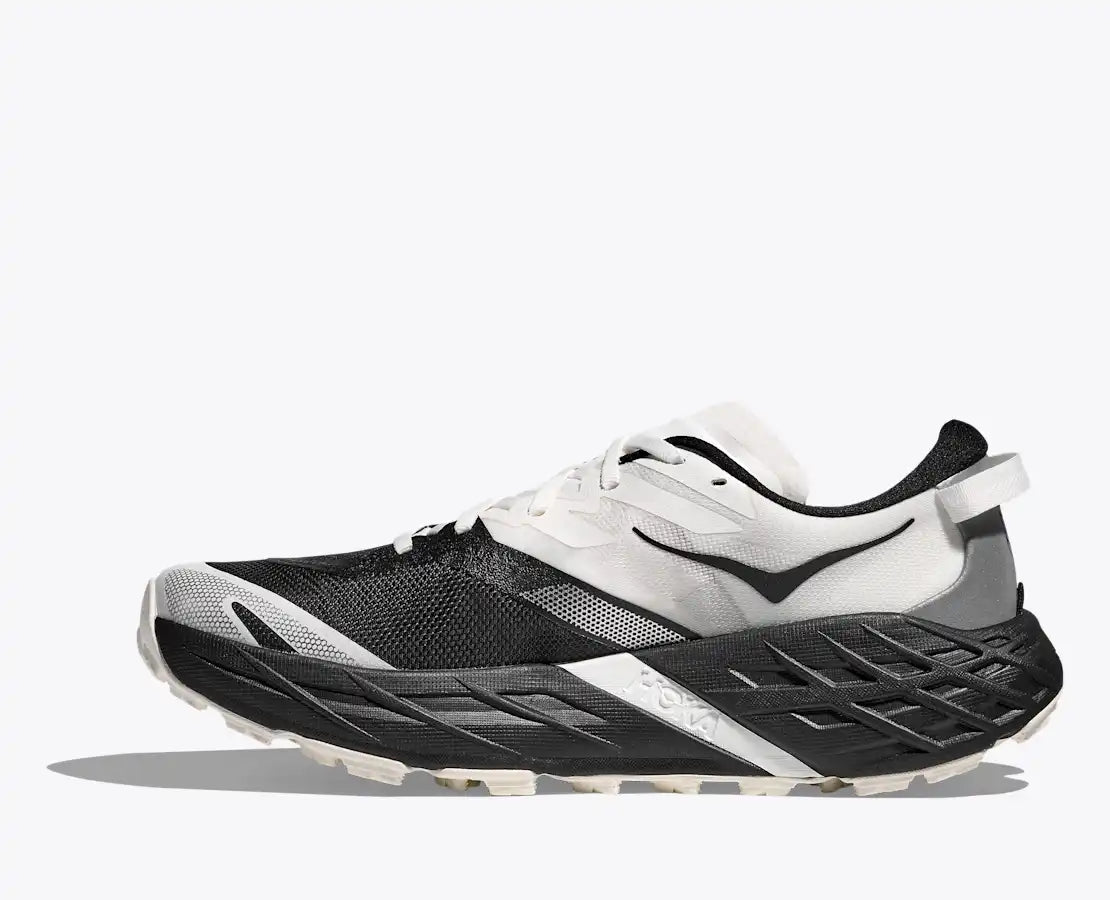 Hoka Speedgoat 7