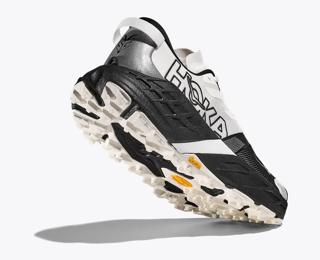 Hoka Speedgoat 7