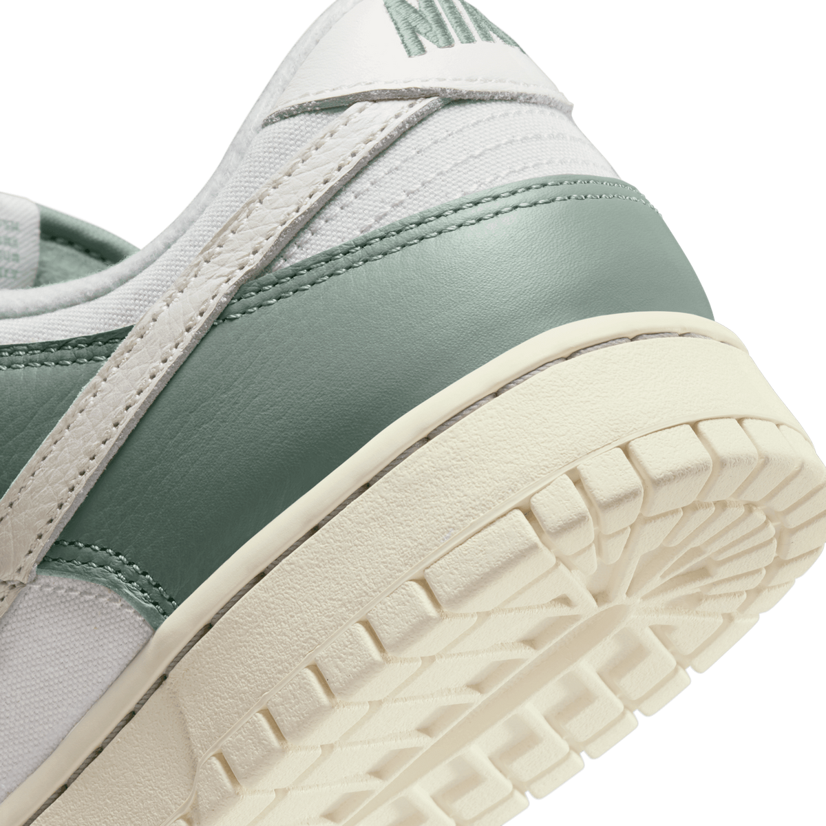Nike Dunk Low 'Mica Green'