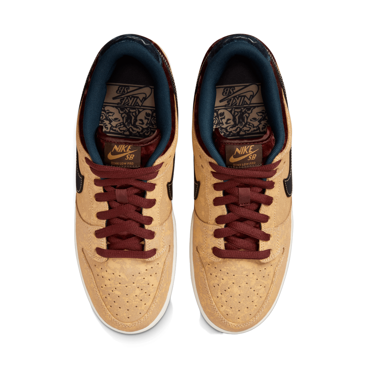 Nike SB Dunk Low 'City of Cinema'
