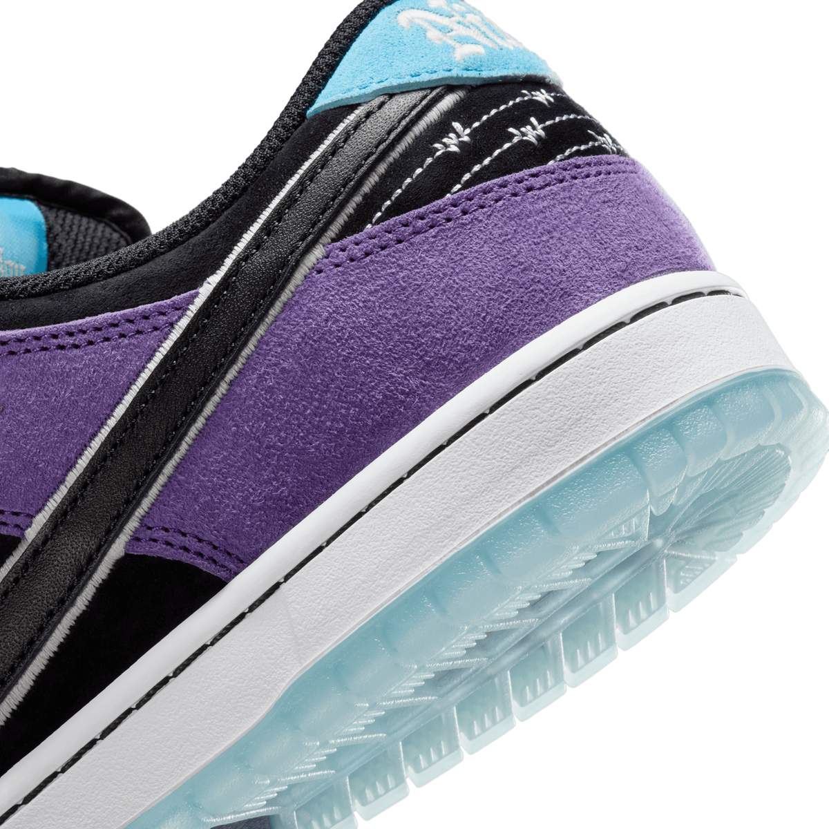 Nike SB Dunk Low 'Hayley Wilson'