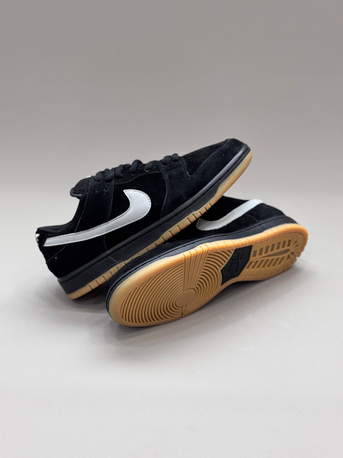 Nike SB Dunk Low Pro 'Black Gum Suede'