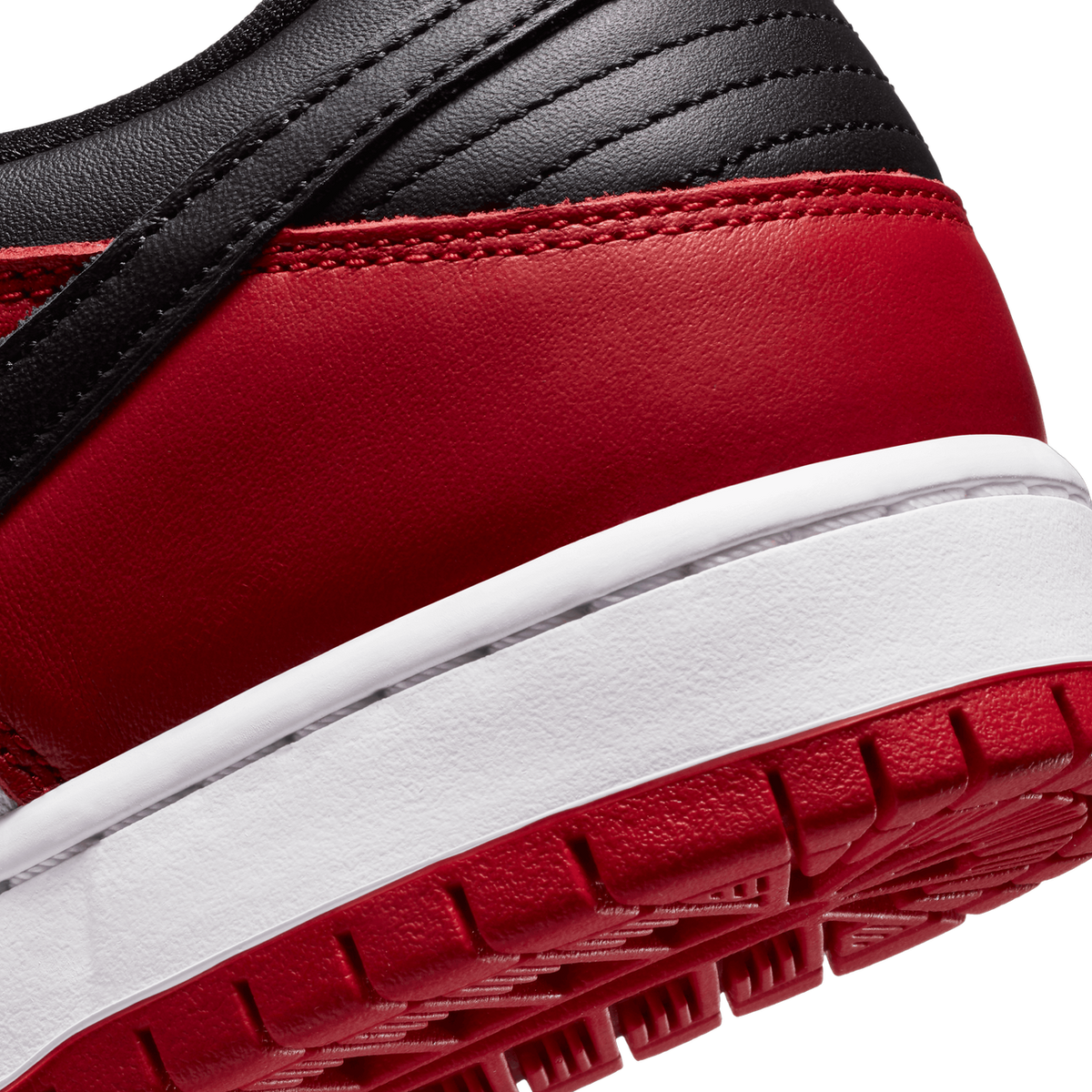 Nike SB Dunk Low Pro 'J-Pack Chicago'