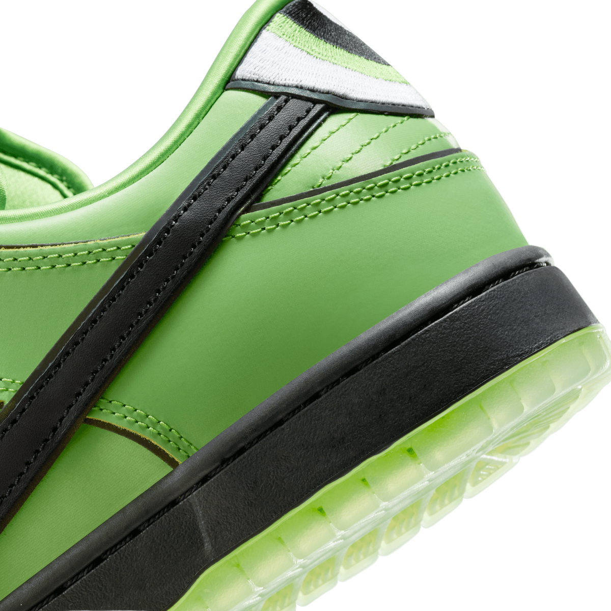 Nike SB Dunk Low The Powerpuff Girls 'Buttercup'