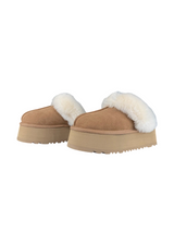UGG Women's Funkette Slipper Chestnut